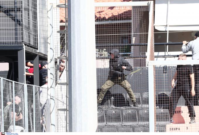 Χάος στο Γεντί Κουλέ: Πετροπόλεμος πριν τη σέντρα του ΟΦΗ – Ολυμπιακός!
