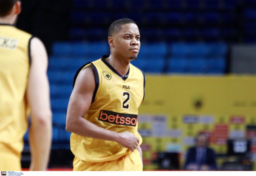 Φρέιζερ: «Είναι ξεχωριστή ευκαιρία αυτό που βιώνω, ευλογία να φοράω τη φανέλα της ΑΕΚ»