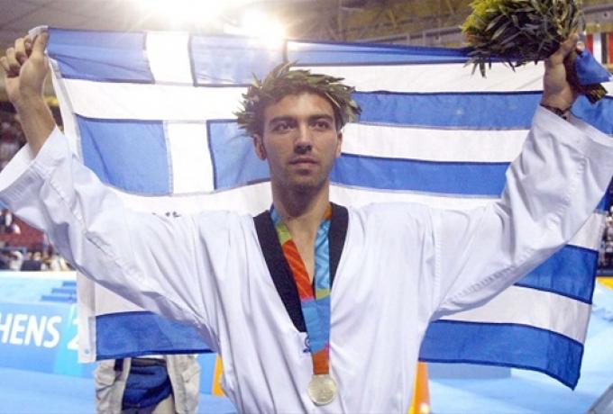 ΕΠΟ για Νικολαΐδη: “Ας είναι ελαφρύ το χώμα που θα τον σκεπάσει”