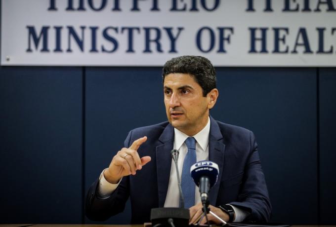 Πρόεδρος ΕΠΣ Φθιώτιδας: «Ο Αυγενάκης έχει διαλύσει τα πάντα εκεί που τον έχει βάλει ο πρωθυπουργός»