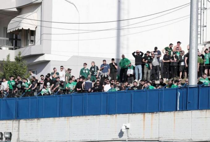 Με τον κόσμο του ο Παναθηναϊκός στη Λαμία