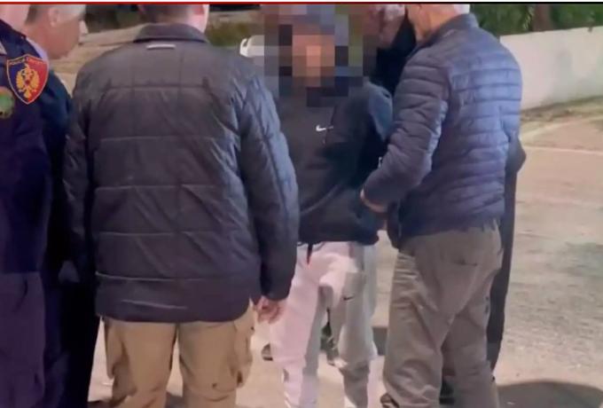 Στα δικαστήρια της Ευελπίδων ο βιαστής με τα τατουάζ – Προθεσμία να απολογηθεί έως την Πέμπτη