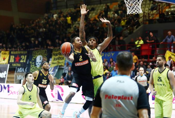 ΑΕΚ: Έστησαν πάρτι οι οπαδοί της Ένωσης μετά το «καρυδάτο» διπλό στο Λαύριο! (vid)