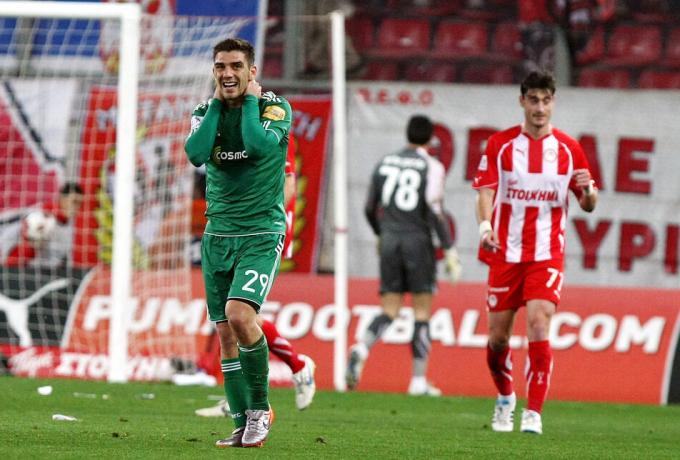 Κατσουράνης: «Έχουμε ζήσει παράγκες και παράγκες και ακούμε αυτά τα πράγματα; – Ντροπή!»