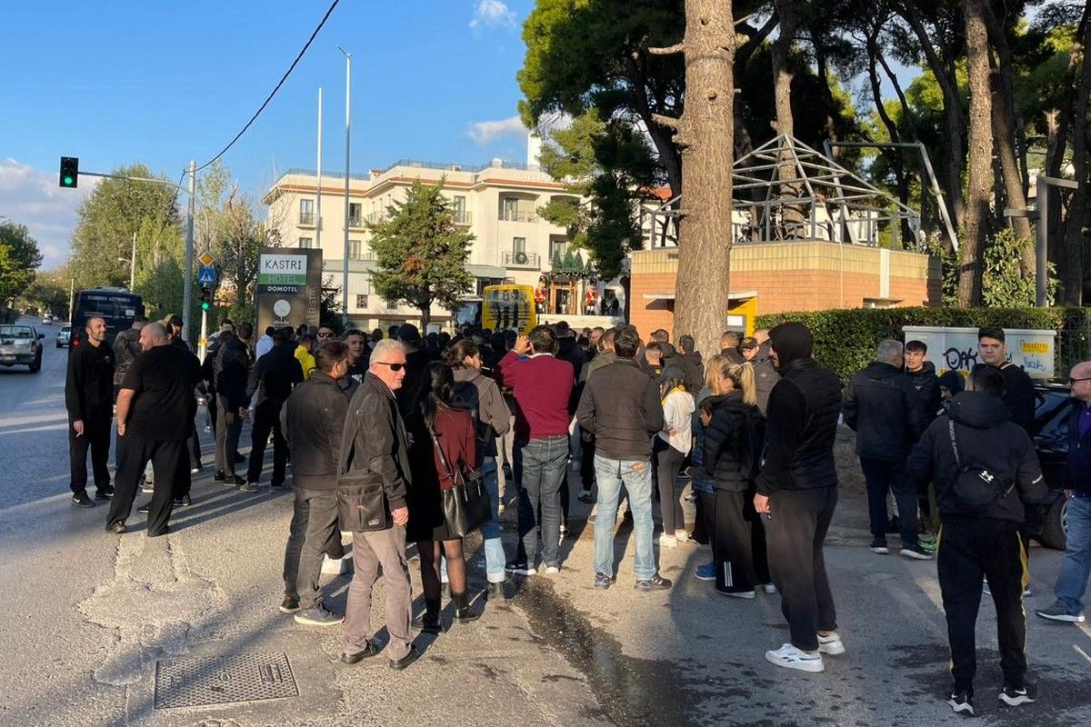 Καψούρα: Πανικός από τον λαό της ΑΕΚάρας στο ξενοδοχείο που κατέλυσε η αποστολή!