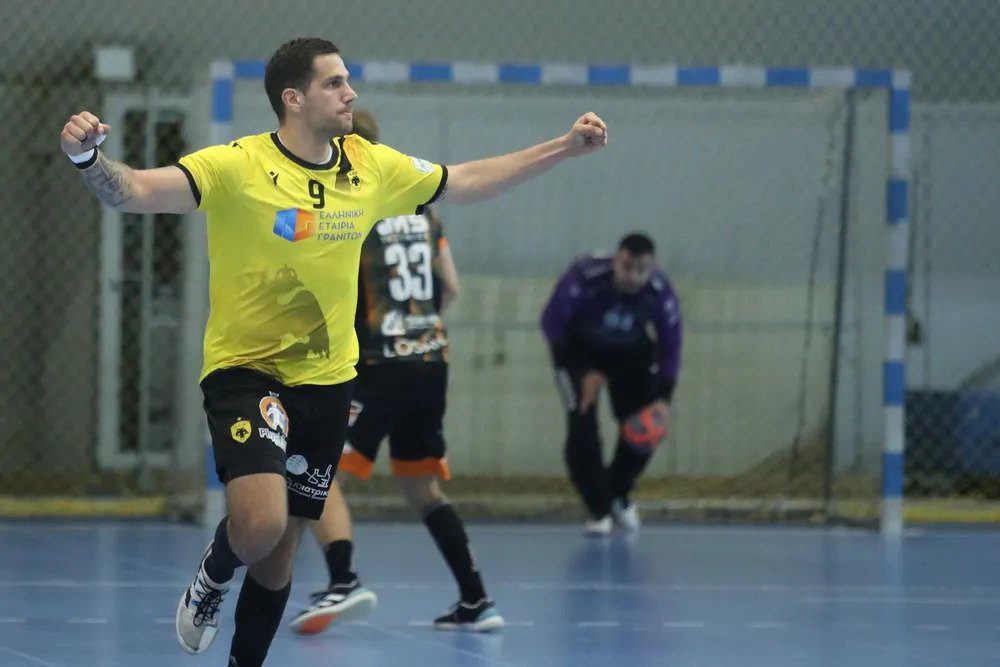 Μαντάλινιτς: “Όλοι είδαν την εξευτελιστική διαιτησία που αντιμετωπίσαμε, πρέπει να προχωρήσουμε”