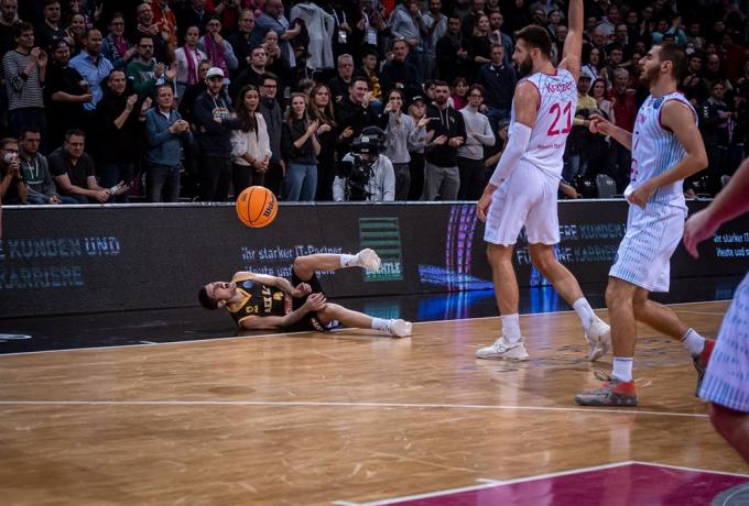 Ξανθόπουλος: Αμφίβολος για Κολοσσό!