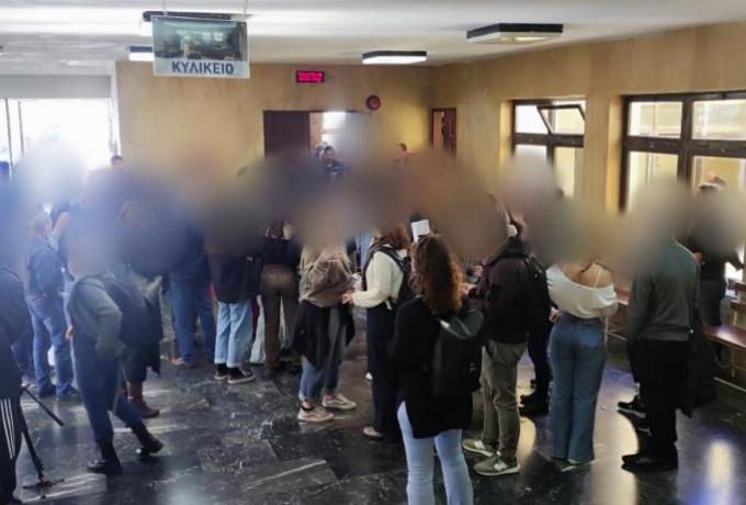 Αθώωση των ιερέων που κατηγορήθηκαν για βιασμό νεαρού με νοητική υστέρηση πρότεινε ο εισαγγελέας