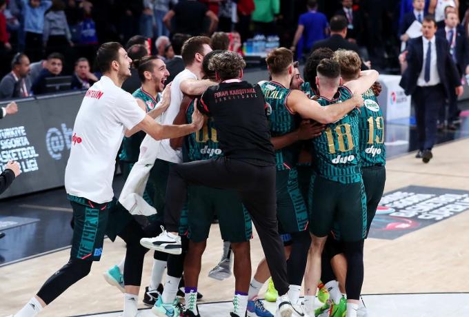 Πάνοπλη η Καρσίγιακα για τον «τελικό» κόντρα στην ΑΕΚ!