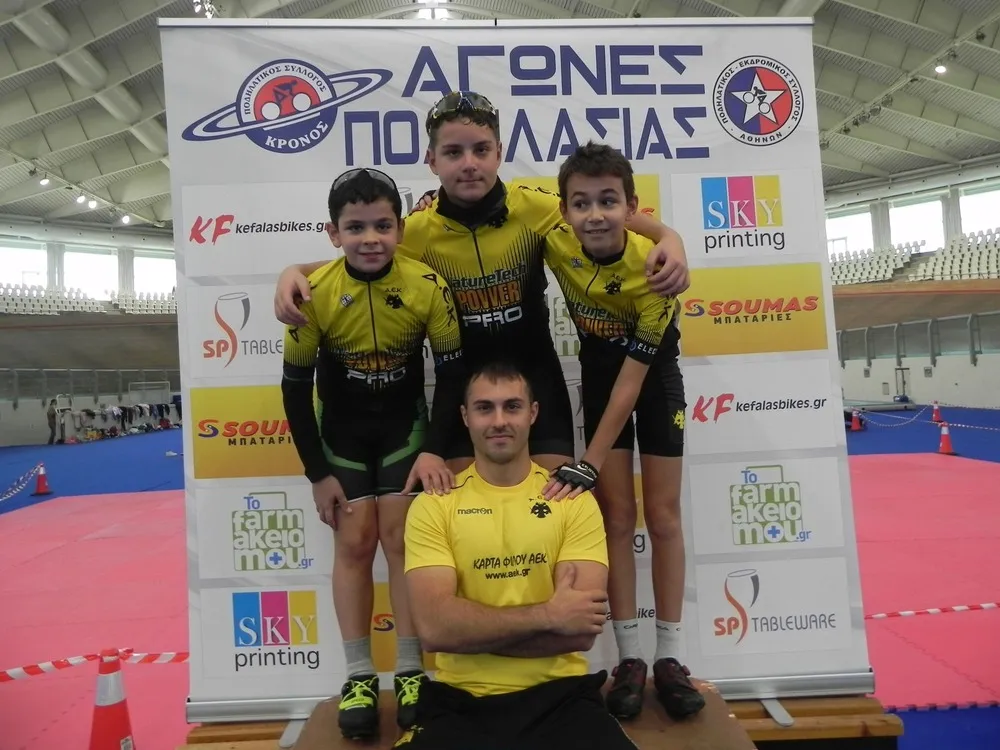 Χρυσά μετάλλια στην Πίστα για την ΑΕΚ!