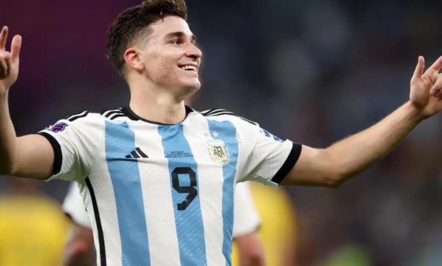 Το αξιοσημείωτο επίτευγμα του Χουλιάν Άλβαρες που θύμισε Πελέ!