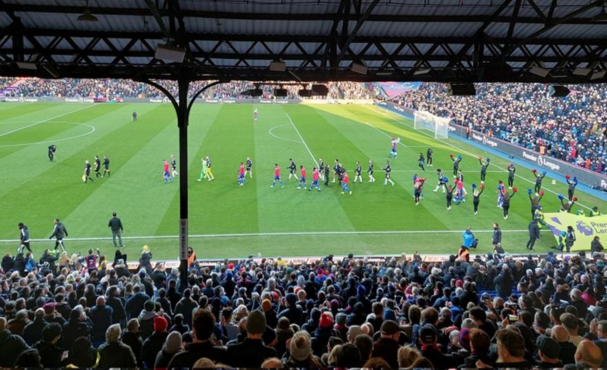 Premier League: Με Insomnia η είσοδος στο Πάλας-Φούλαμ προς τιμήν του Μάξι Τζαζ! (vid)