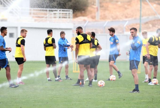 ΑΕΚ: Συμμετείχαν κανονικά στην προπόνηση Τζαβέλλας και Φερνάντες!