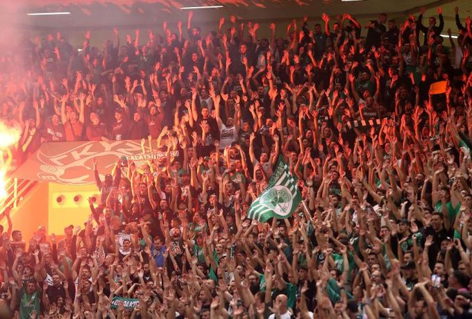 Θύρα 13 κατά ΕΟΚ και κυβέρνησης: «Σκάνδαλα, αναθέσεις και εκτρώματα»!