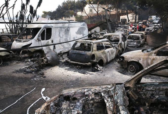Δίκη στο Μάτι: «4,5 χρόνια μετά κι ο γιός μου ακόμα ουρλιάζει στον ύπνο του»