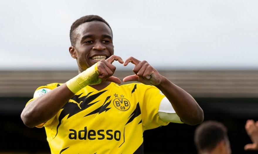 Έντονο ενδιαφέρον της Τσέλσι και της Μπαρτσελόνα για τον Μουκοκό!