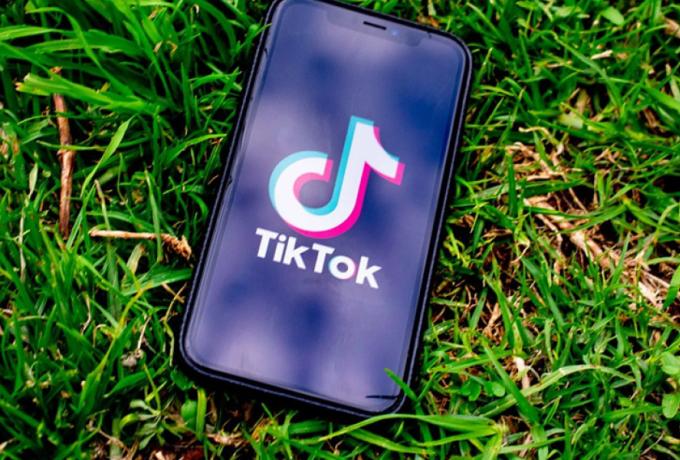 Η μεγάλη αλλαγή που ανακοίνωσε το Tik Tok και υπόσχεται να φέρει διαφάνεια