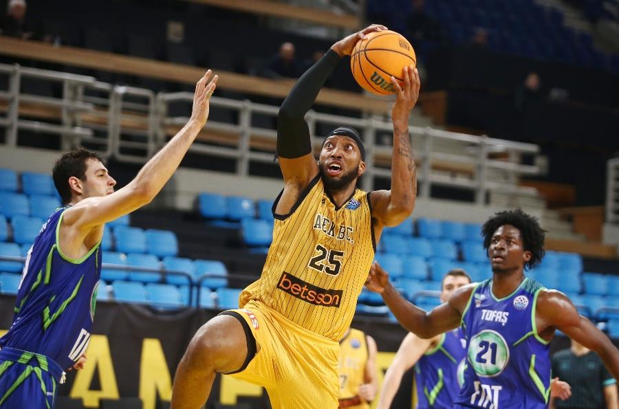 Μίτσελ: «Δεν κοιτάμε τι κάνει ο αντίπαλος, μόνο πώς θα παίξουμε το καλύτερο μπάσκετ»