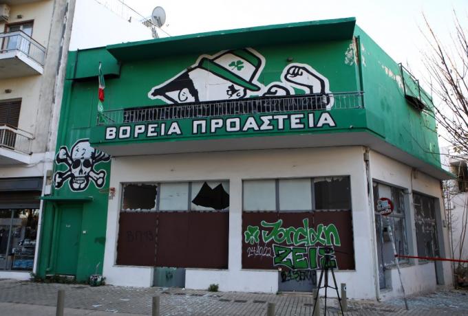 Η στιγμή της ισχυρής έκρηξης στον σύνδεσμο του Παναθηναϊκού στο Μαρούσι – Ζημιές σε σπίτια και καταστήματα (vid)