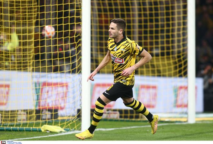 AEK: Επιστρέφει στο βασικό σχήμα ο Γκατσίνοβιτς