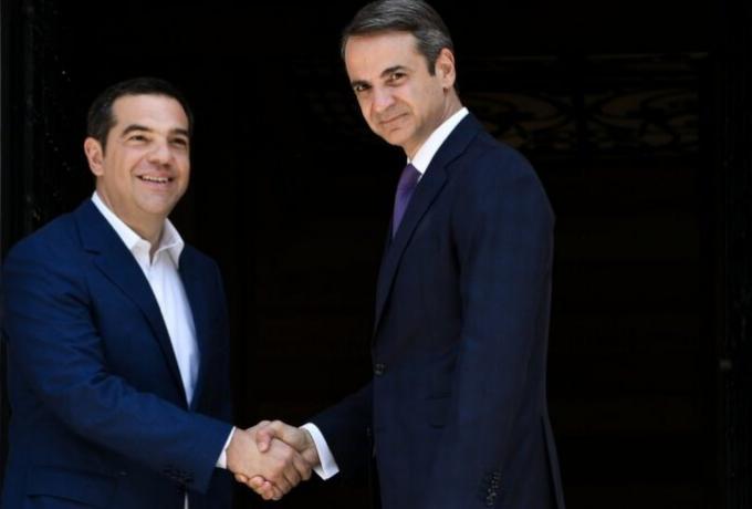 Όποιος τους πάρει, κέρδισε τις εκλογές: Η δημοσκόπηση που δείχνει για ποιους «σκοτώνονται» Τσίπρας και Μητσοτάκης