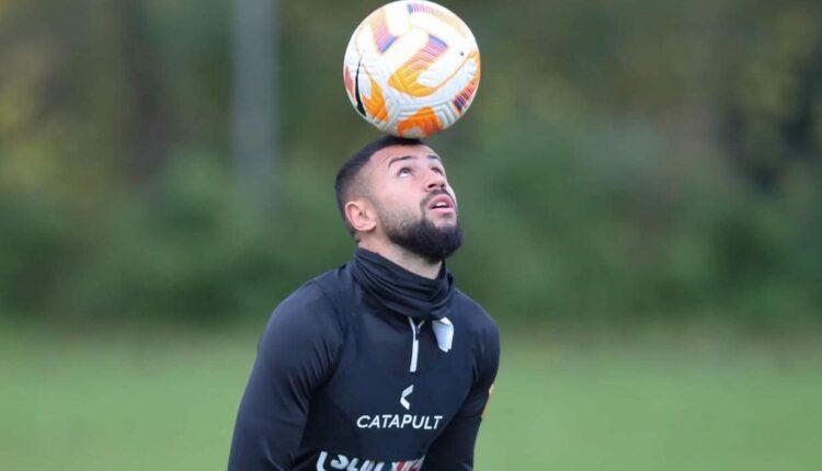 ΑΕΚ: Ολοκληρώθηκε δίχως νέα προβλήματα η σημερινή προπόνηση – Παραμένουν εκτός οι Φερνάντες, Μοχαμάντι