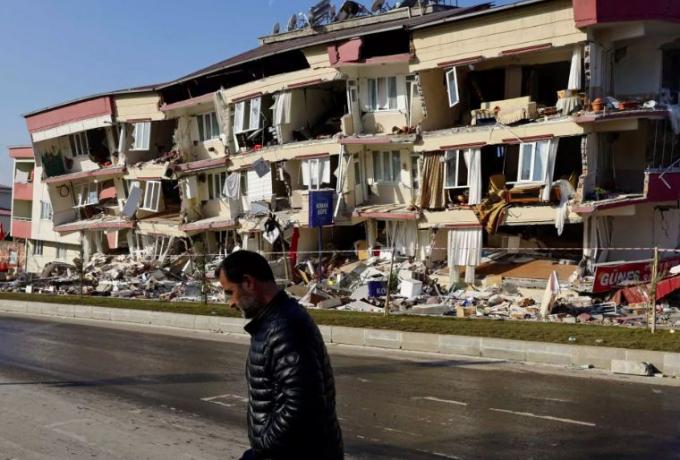 Επταμελής οικογένεια από τη Συρία σώθηκε από τον σεισμό και βρήκε τραγικό θάνατο σε φωτιά