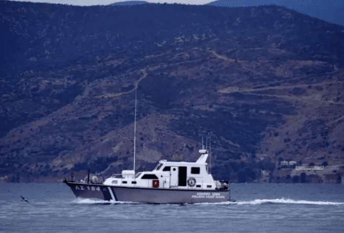 Ναυάγιο με μετανάστες στη Λέρο: Νεκρό ένα παιδί και μια γυναίκα – Φόβοι και για άλλα θύματα