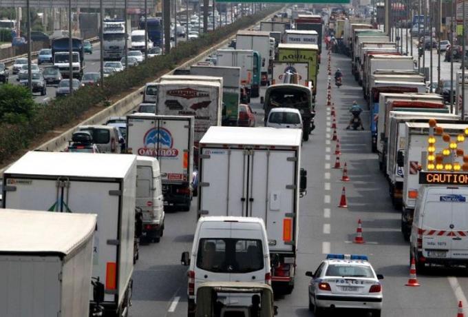 Καθαρά Δευτέρα: Πότε θα υπάρξει απαγόρευση κυκλοφορίας φορτηγών