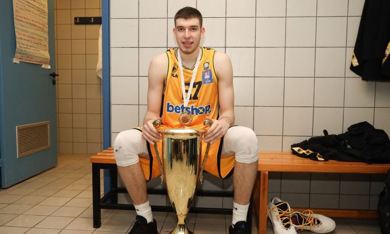 Το «τεράστιο λάθος» της ΑΕΚ με Ρογκαβόπουλο