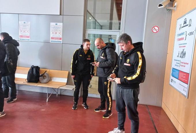 Έφτασε στη Γαλλία η ΑΕΚ