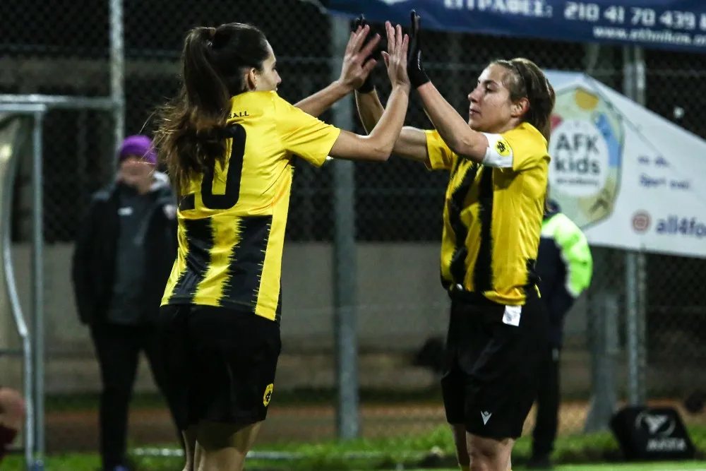 Futsal γυναικών: Εύκολη πρόκριση στα προημιτελικά για την ΑΕΚ!