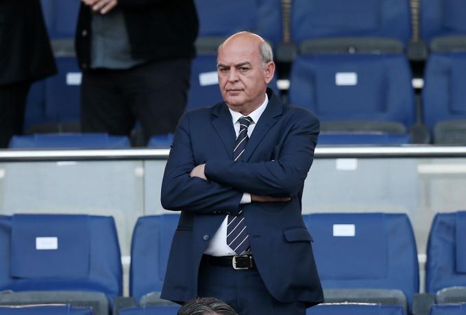 Γραμμένος: «Να μην παραιτηθεί ο Μπαλτάκος – Δεν είμαστε όλοι ανθρωποειδή – Ήταν σε επιτήρηση το γραφείο και το σπίτι μου»