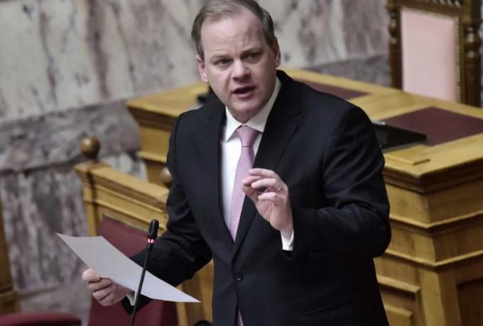 Υπόμνημα Καραμανλή για τα Τέμπη: Αρνείται κάθε αξιόποινη πράξη και ζητά… πλήρη διαλεύκανση