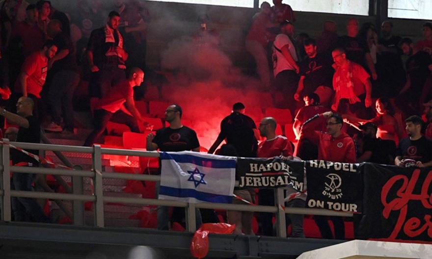 Σύλληψη οπαδού της ΑΕΚ για τα επεισόδια με Χάποελ