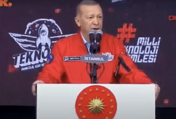 Ο Ρετζέπ Ταγίπ Ερντογάν επέστρεψε: Δημόσια εμφάνιση μετά το πρόβλημα υγείας