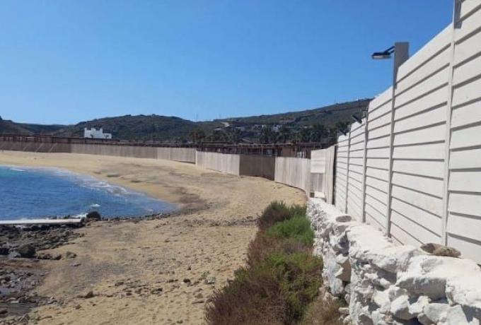 Ξηλώθηκε ο φράχτης της Μυκόνου: Αυτό που μπήκε στη θέση του πλέον κλείνει στόματα (pics)