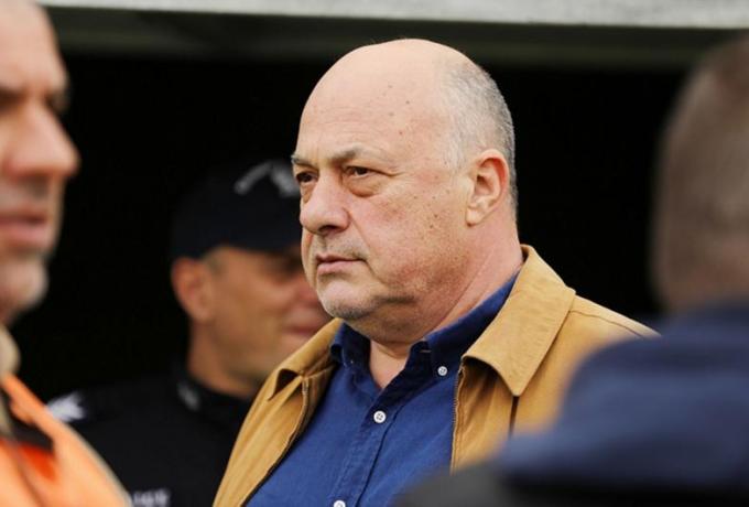 Μπέος: «Να τους πάρει σπίτι του ο Αντωνίου τους 10.000 οπαδούς – Αν μπουν 401 άτομα κλείνω τα φώτα»!