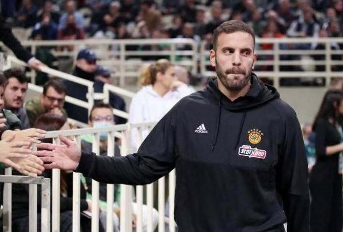 Τσίπρας: «Τρίποντο αλλαγής-Ο ΣΥΡΙΖΑ στηρίζει τον μπασκετμπολίστα Νίκο Παππά για τον Δήμο Αθηναίων»