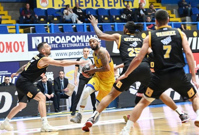 Ήττα για την ΑΕΚ στο Περιστέρι