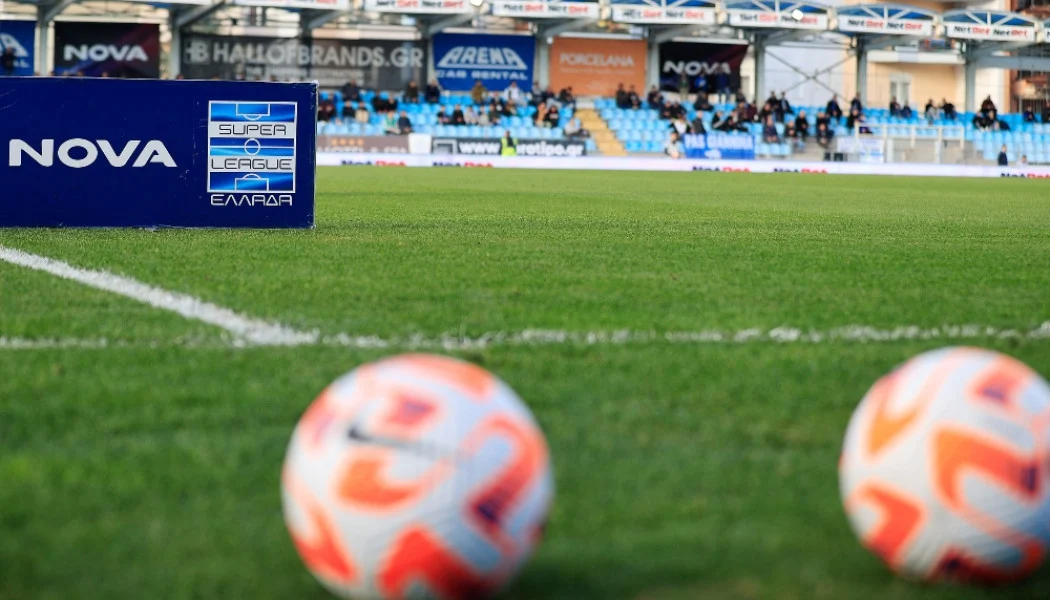“Βόμβα” στην Super League! Τέλος γνωστός προπονητής από την ομάδα του