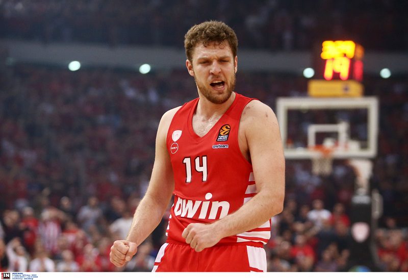 Ολοένα και πιο κοντά στους Σακραμέντο Κινγκς ο Βεζένκοφ