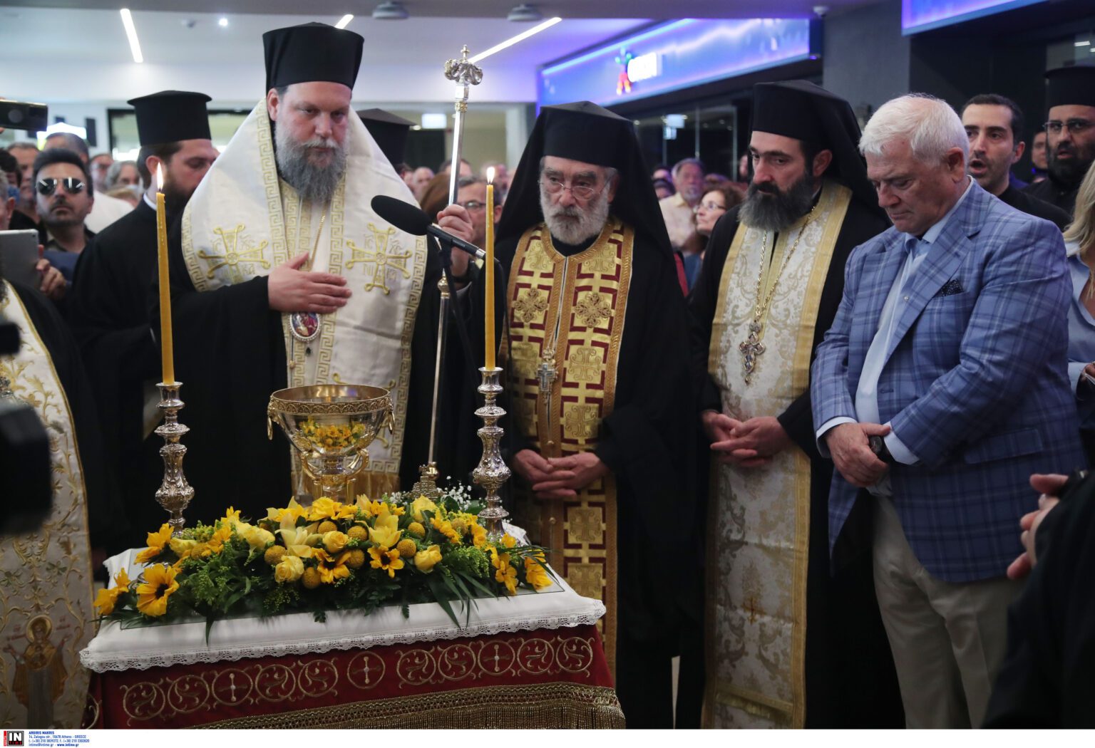 Μητροπολίτης Γαρβιήλ: «Να τιμούμε την ΑΕΚ μας, άξιος Δημήτρη Μελισσανίδη»