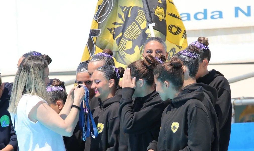 ΑΕΚ: «Χρυσά» τα κορίτσια της ΑΕΚ στο ελεύθερο ομαδικό καλλιτεχνικής κολύμβησης (ΦΩΤΟ)