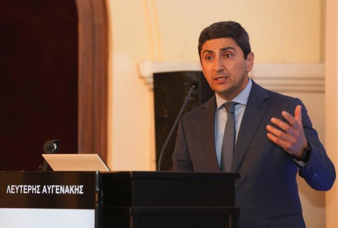 «Χαρούμενος που δεν βρίσκει η ΕΠΟ γήπεδο για τον τελικό – Τόσα θέλει η ΑΕΚ για Λιβάι»