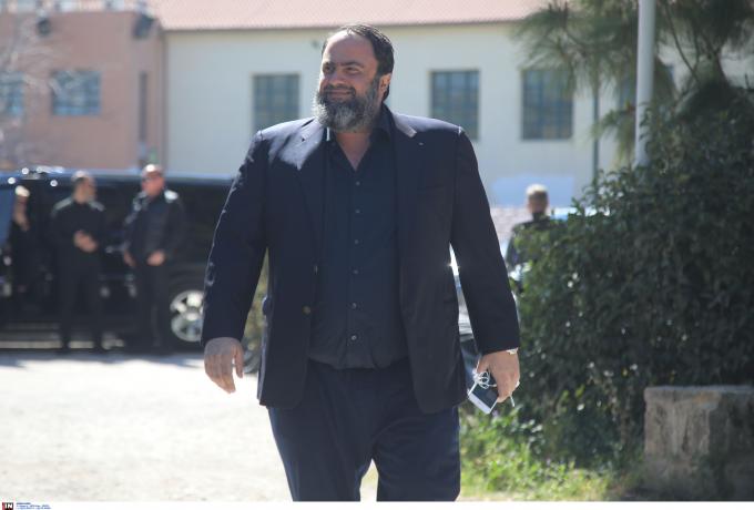 Μαρινάκης: «Έχετε ξεφτιλίσει το κύπελλο!»