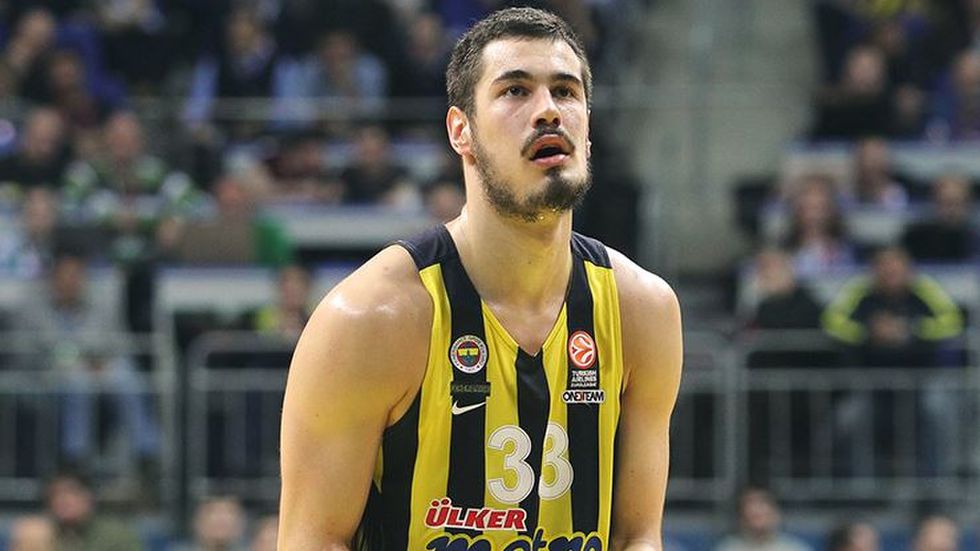 Κάλινιτς: «Κανείς δεν ασχολείται με τον μικρό τελικό»