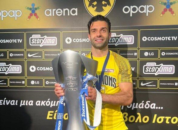 Τζαβέλλας: «ΑΕΚ σ’ ευχαριστώ που μ’ έκανες πρωταθλητή!»