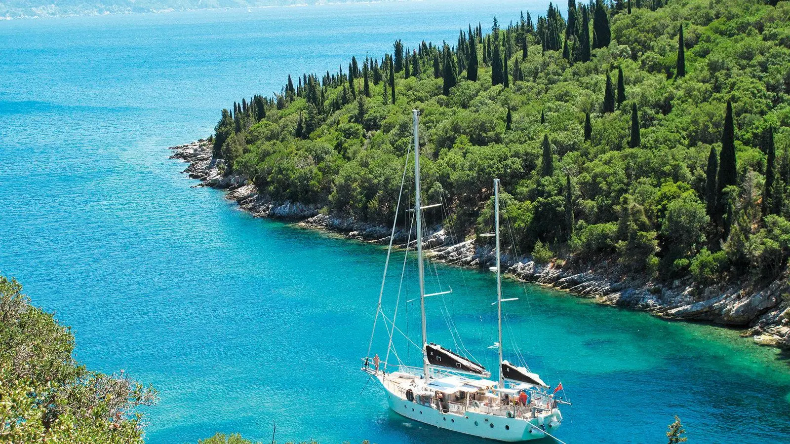 Επτά προορισμοί κοντά στην Αθήνα για διήμερες «αποδράσεις»!