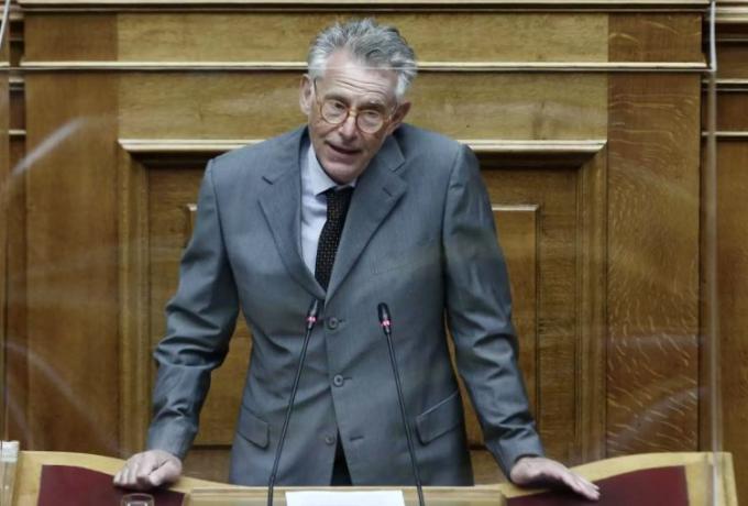 Εκτός ψηφοδελτίων της ΝΔ ο Πνευματικός μετά τις κυνικές δηλώσεις του για τους καρκινοπαθείς